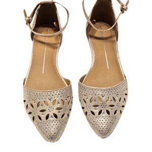 Report Reisling Champagne Ankle Strap Shoes NEW